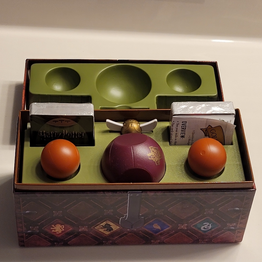 Harry Potter Catch The Golden Snitch Quidditch Themed Card Game By Spin Master - Picture 3 of 12